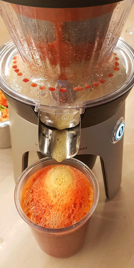 Frisch gepresster Kürbissaft